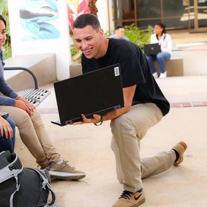 Meet your Posher, Anthony